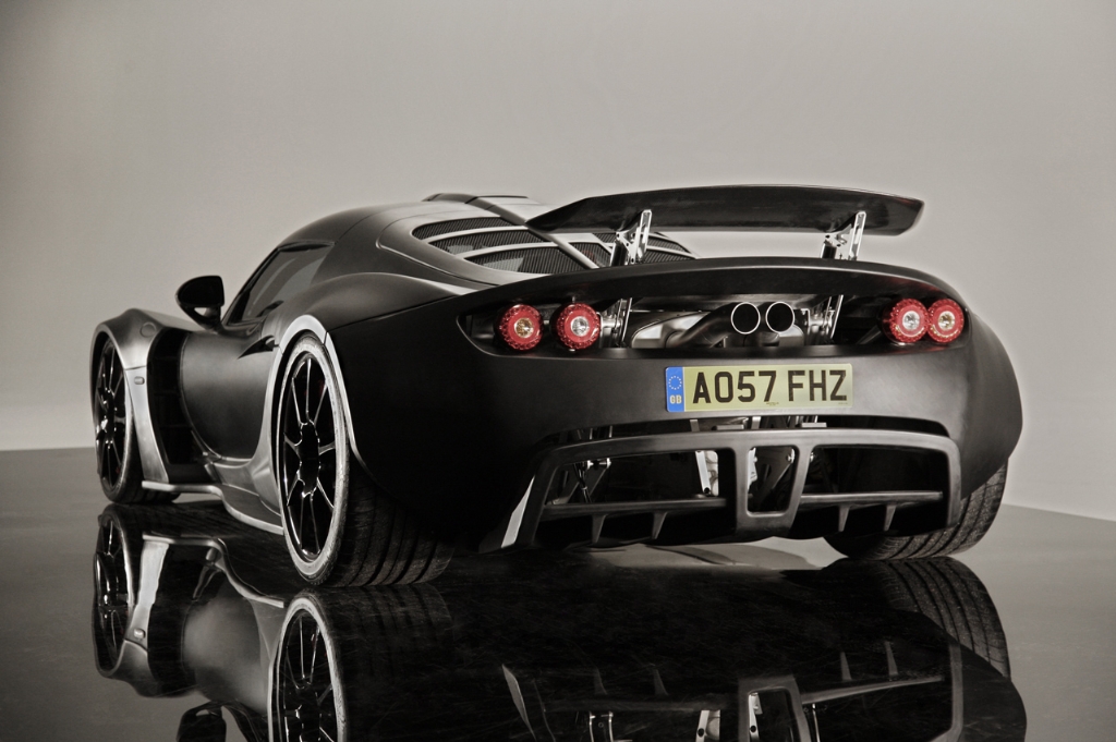 hennessey-venom-gt-rear.jpg